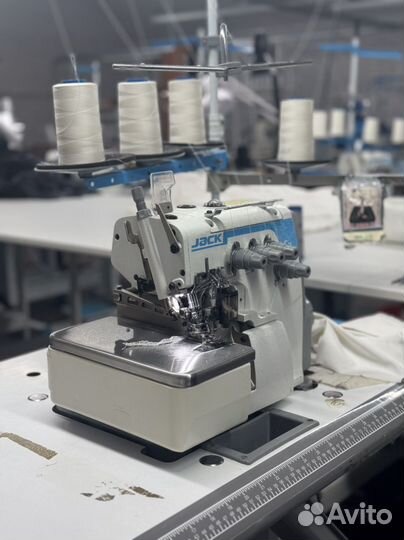 Швейная машинка