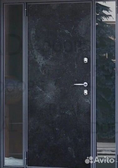 Уличная входная дверь с боковыми стеклами