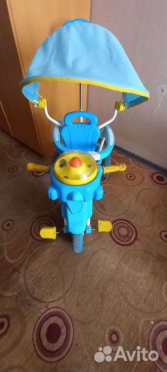 Детский трехколесный велосипед