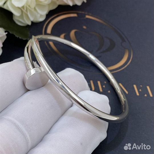 Браслет Cartier Juste un Clou из белого золота