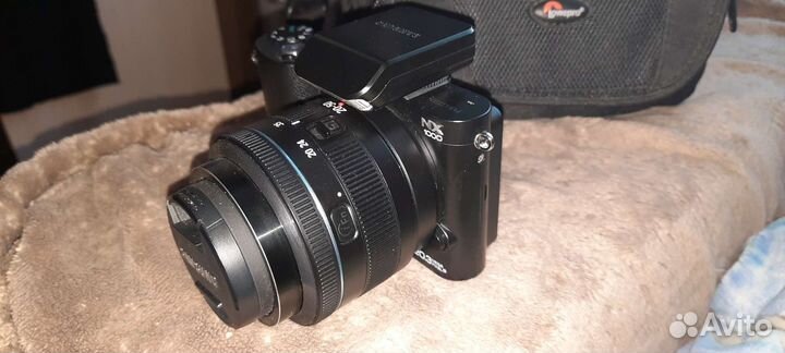 Фотоаппарат samsung NX 1000