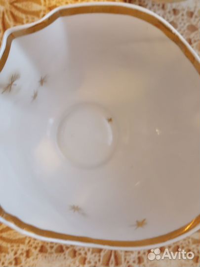 Салатники фарфоровые, комплект