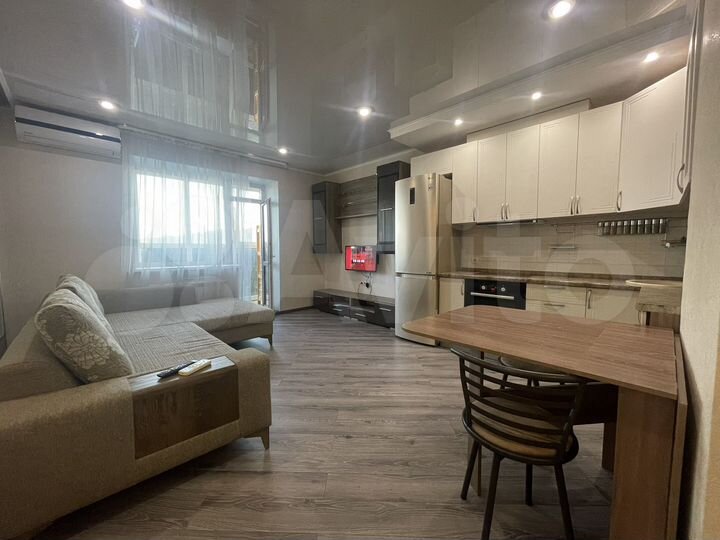 2-к. квартира, 55 м², 6/17 эт.