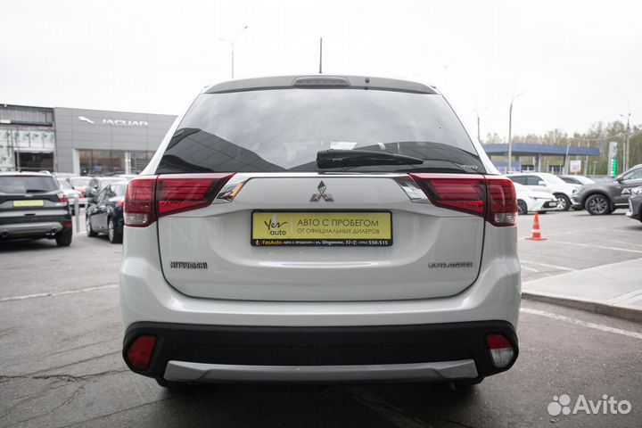 Mitsubishi Outlander 2.4 CVT, 2015, 174 000 км