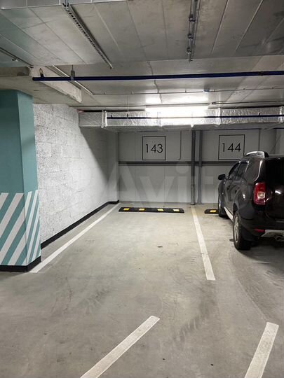 Машиноместо, 13 м²