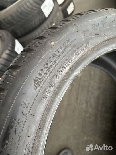 Dunlop Winter Sport 5 255/45 R20 и 285/40 R20 V