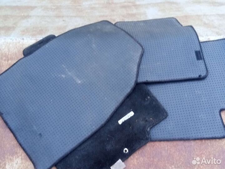 Автомобильные коврики для nissan