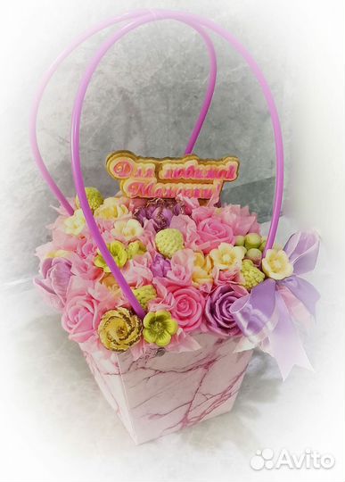 Шоколадные букеты,сумочка с шоколадом