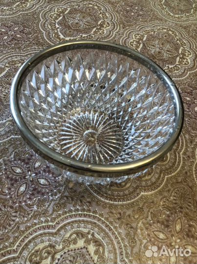 Хрустальная фруктовница