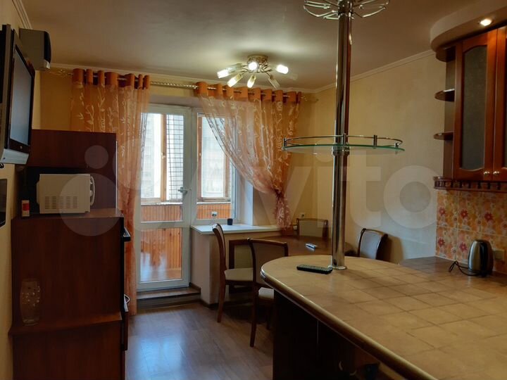 2-к. квартира, 75 м², 4/9 эт.