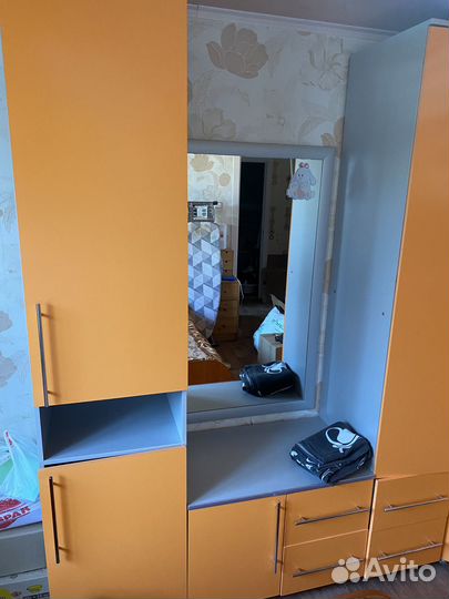 Угловой шкаф