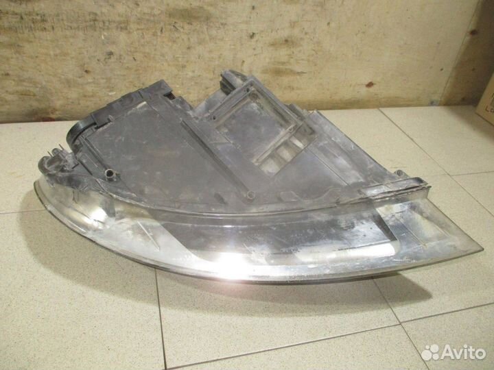 Фара левая Audi Q7 (4L)