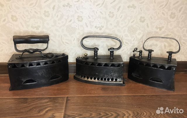 Старинный Чугунный Угольный Утюг.Разные