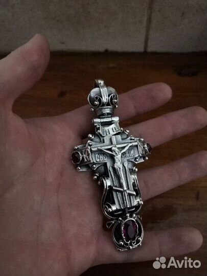 Серебряный крест