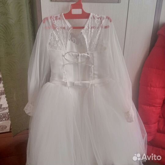 Продается платье