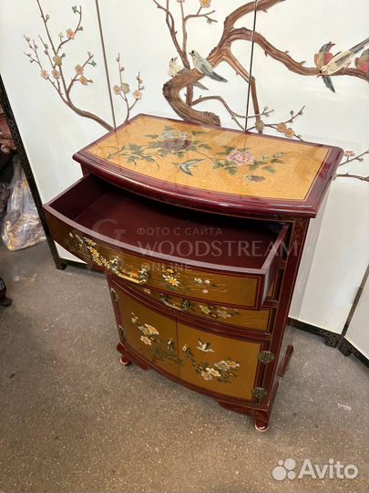 Комод. Шинуазри. Антикварная мебель
