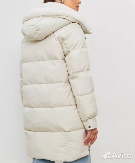 Пуховик зимний женский