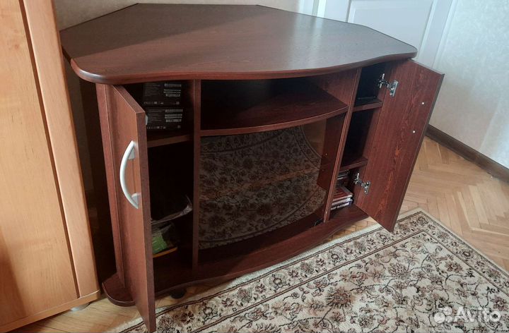Тумба под телевизор бу
