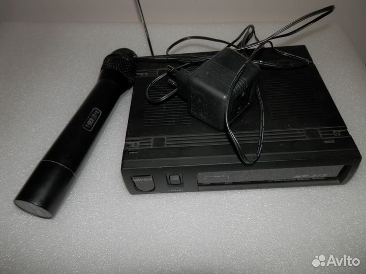 Радиомикрофоны MiPro MR515/MH202