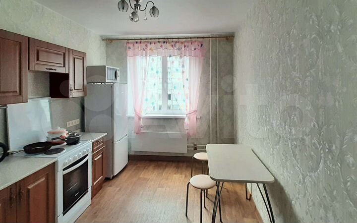 2-к. квартира, 60 м², 6/9 эт.