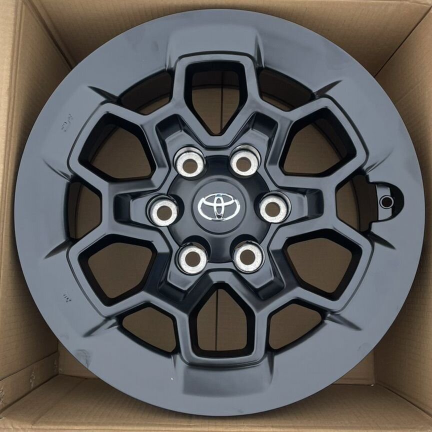 Литые диски Toyota 8×R17 6×139.7