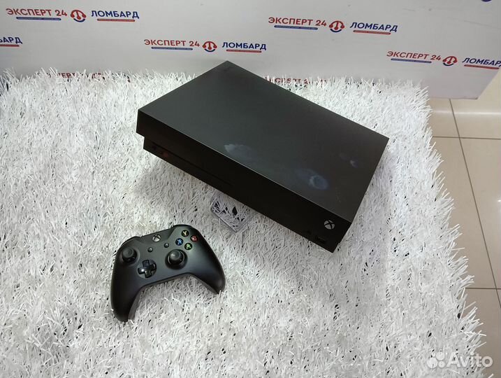 Игровая приставка XBox Xbox One X 1TB (Ч)