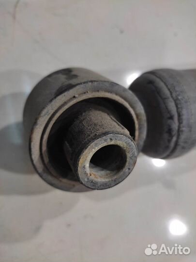 Амортизатор (задний, правый) (Hyundai Tucson IV)