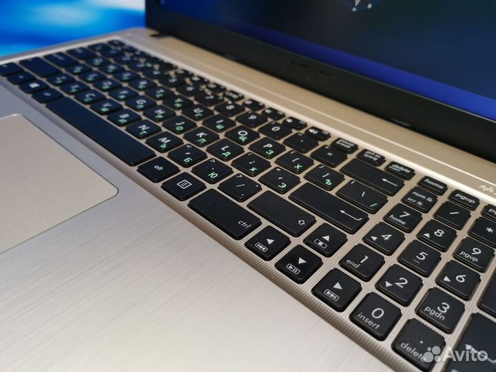 Ноутбук Asus 15.6