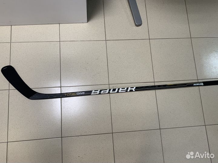 Клюшка хоккейная bauer total one