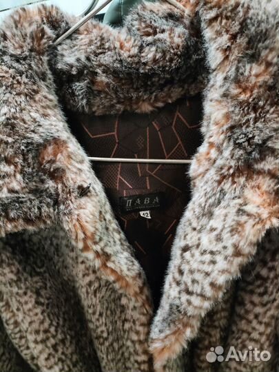 Искусственная шуба длинная с капюшоном