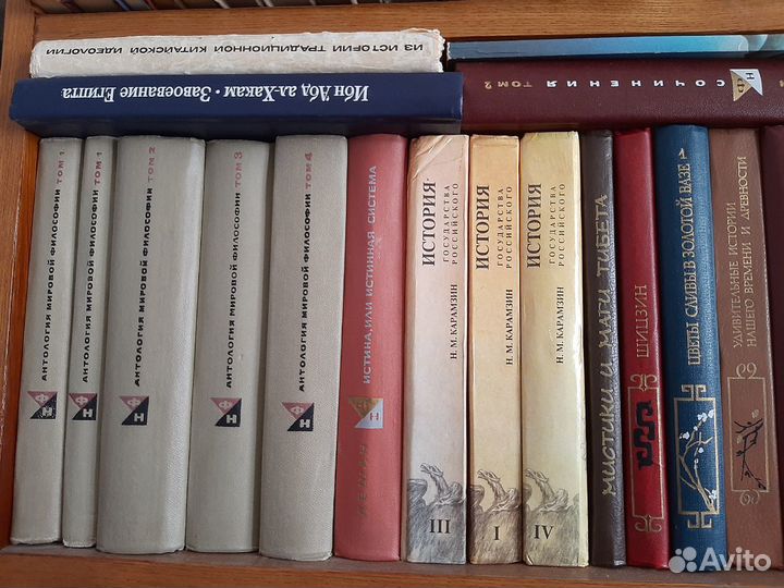 Продаю книги