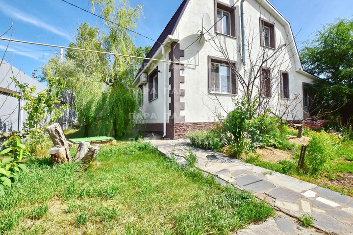 Коттедж 120 м² на участке 9 сот.