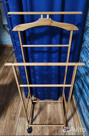 Вешалка напольная