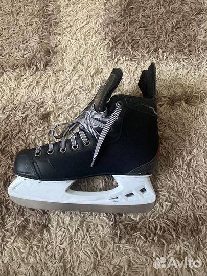 Хоккейные коньки CCM