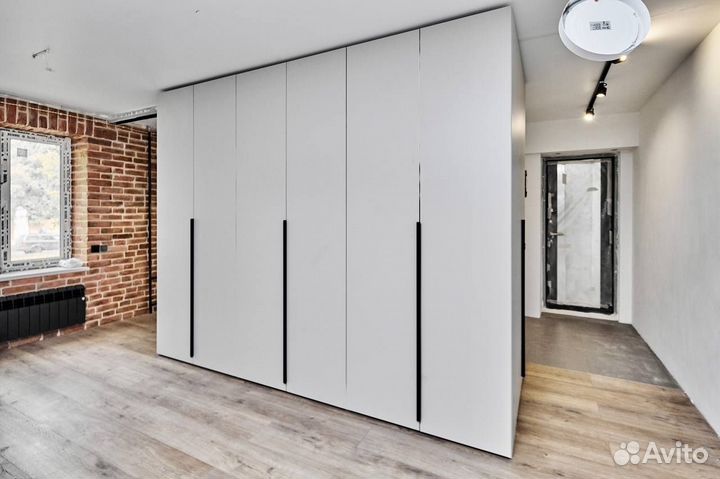 Шкаф распашной современный от фабрики