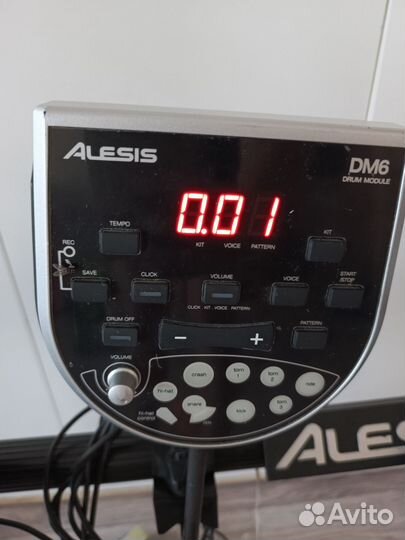 Электронная ударная установка Alesis
