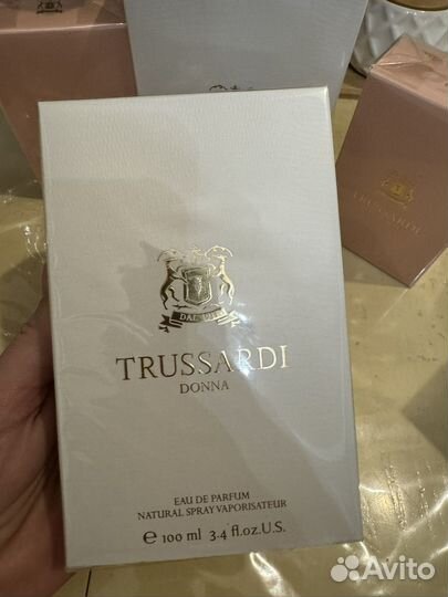 Туалетная вода женская trussardi