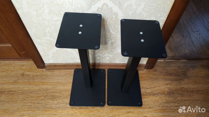 Стойки под акустику