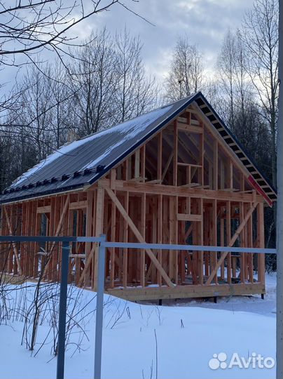 Бригада строителей