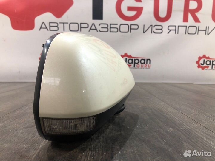 Зеркало заднего вида боковое правое Honda Accord 8