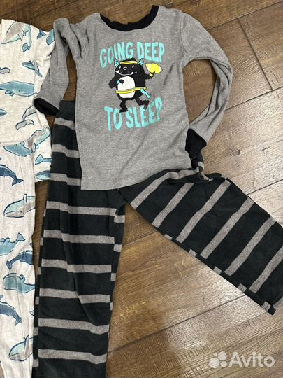 Пижамы пакетом carters 110