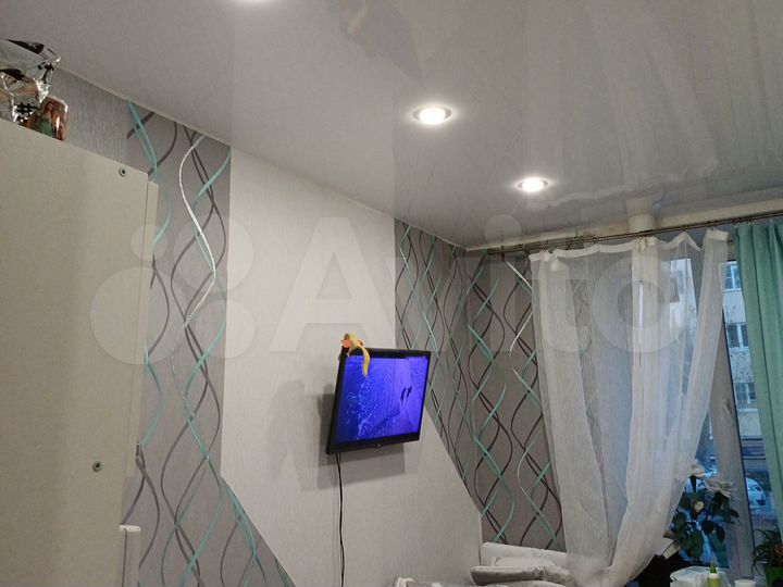 Комната 17 м² в 4-к., 1/3 эт.