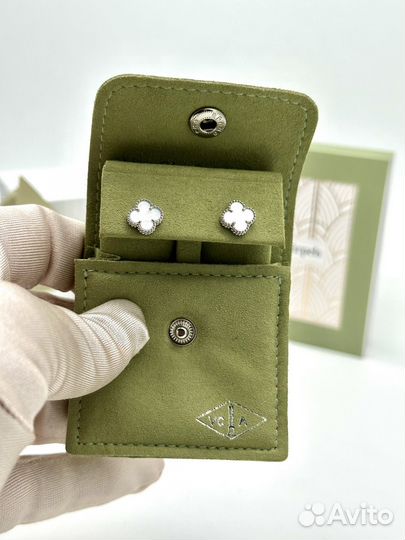 Серьги Van Cleef Alhambra перламутр и золото 18К