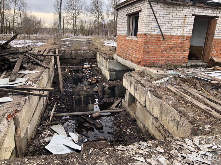 Здания под разбор на стройматериал