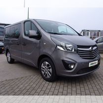 Opel Vivaro 1.6 MT, 2018, 102 000 км, с пробегом, цена 1 400 000 руб.