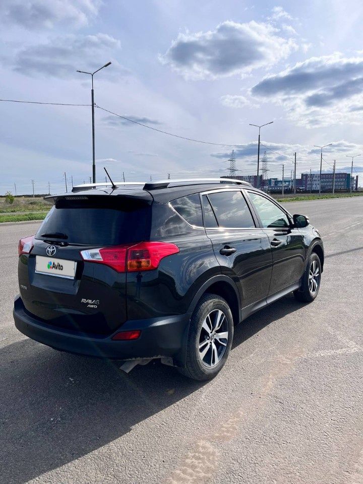 Toyota RAV4: фото владельца