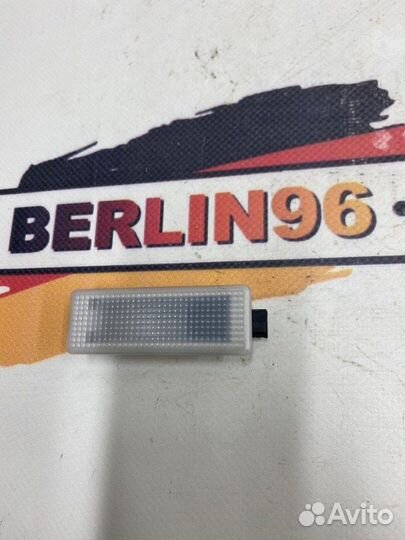 Подсветка двери задняя Bmw X3 F25 N47D20 2012