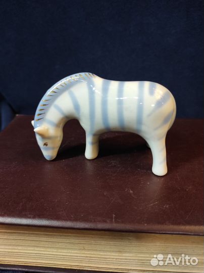 Статуэтка Пони зхкполонне