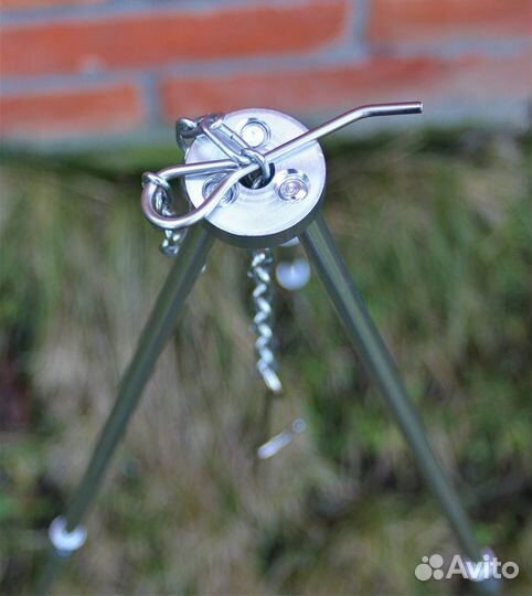 Тринога для костра складная