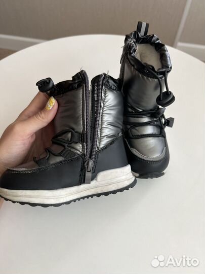 Зимние сапоги дутики детские 23